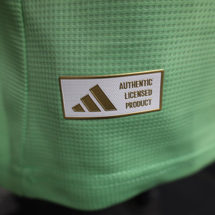 25-26 LIV Green Goalkeeper Player Version Soccer Jersey