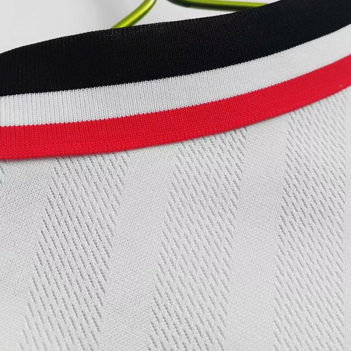 1996-1997 Man Utd Away White Retro Soccer Jersey