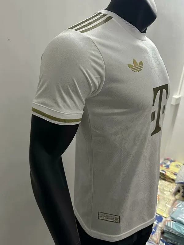 25-26 Bayern White 125th Anniversary Player Version Soccer Jersey