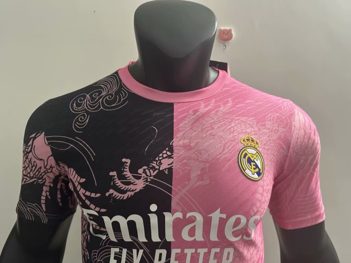 25-26 RMA Pink Black Special Edition Player Version Training Shirts *粉龙纹