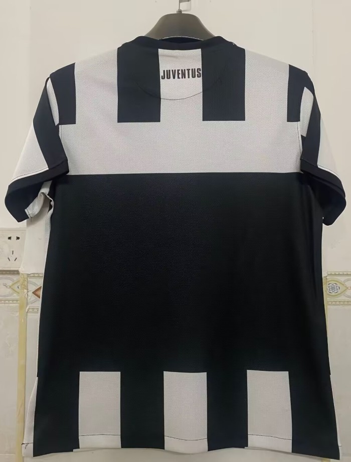 2012-2013 JUV Home Retro Soccer Jersey