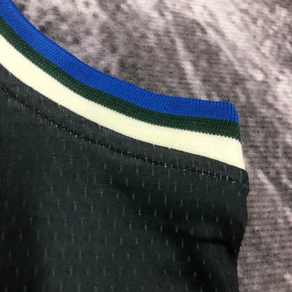 22-23 BUCKS ANTETOKOUNMPO #34 Black Top Quality Hot Pressing NBA Jersey (Trapeze Edition)