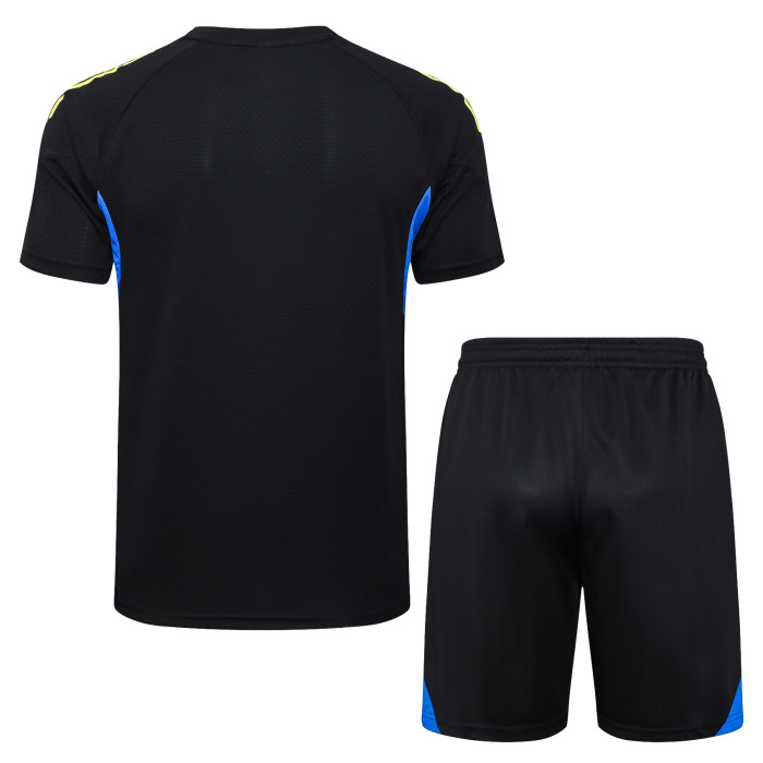 25-26 Man Utd High Quality Training Short Suit