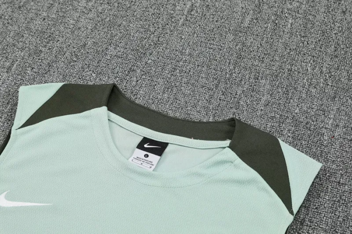 25-26 CHE High Quality Tank Top And Shorts Suit