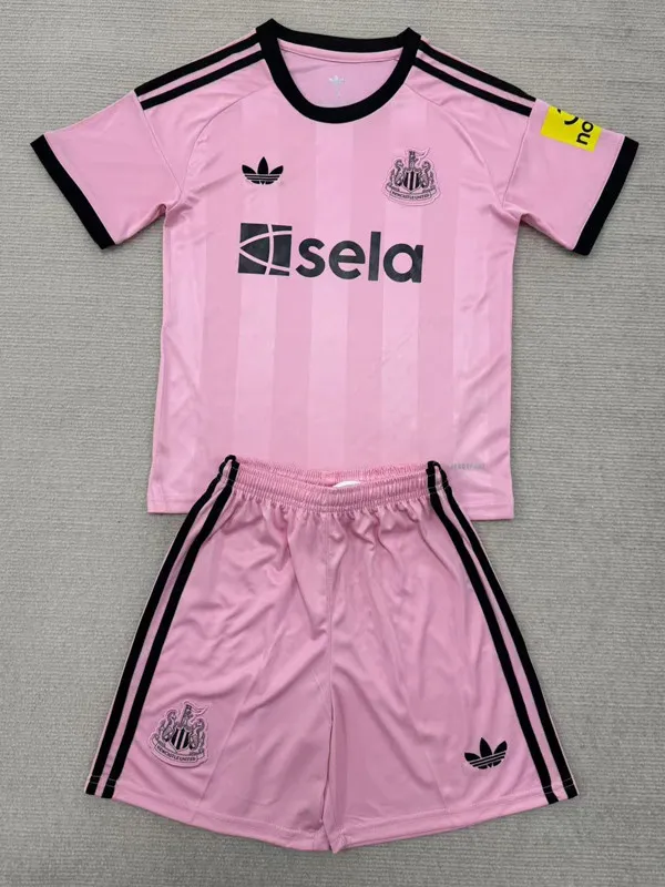 25-26 Newcastle Pink Goalkeeper Adult Suit