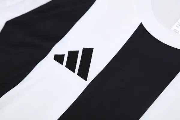 2025 AD White Black Training Short Suit