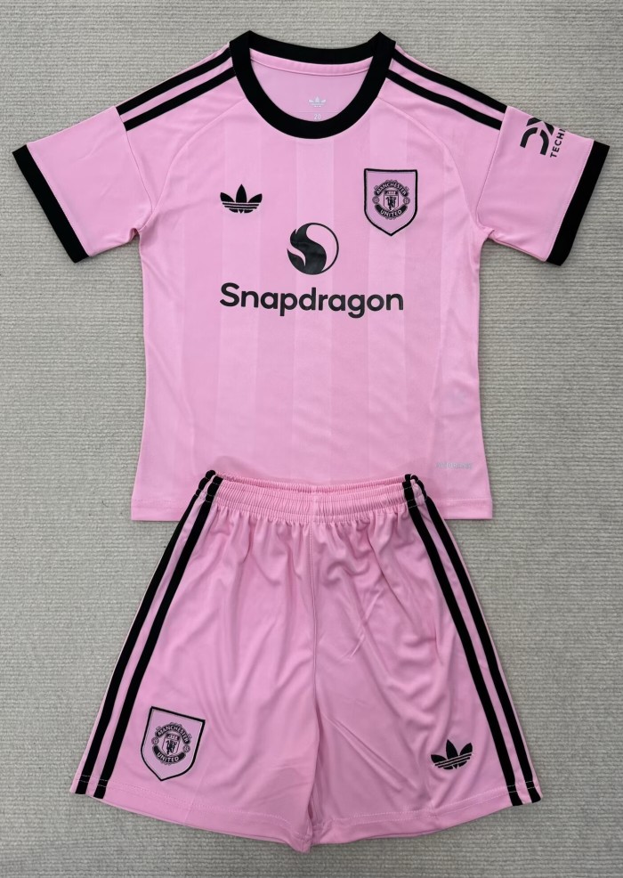 25-26 Man Utd Pink GoalKeeper Adult Suit 1:1 Thai Quality