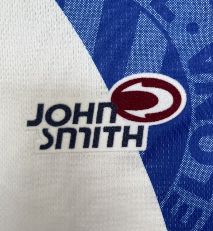 1999-2000 Spain Home Retro Soccer Jersey