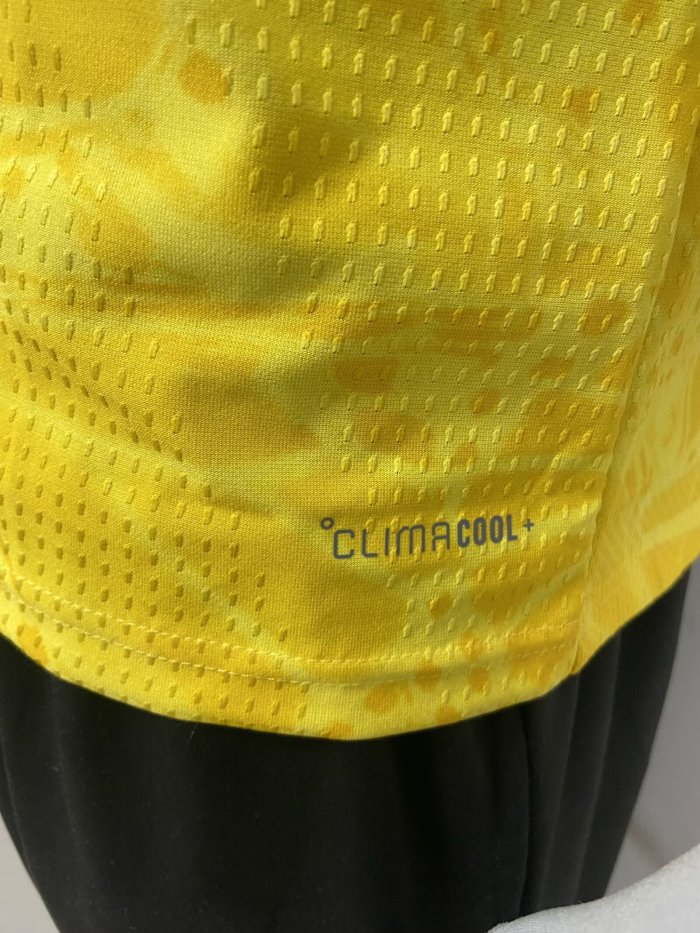 25-26 Colombia Home Player Version Soccer Jersey 1:1 Thai Quality