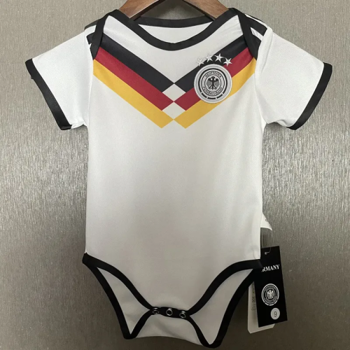 25-26 Germany White Baby Infant Crawl Suit 1:1 Thai Quality