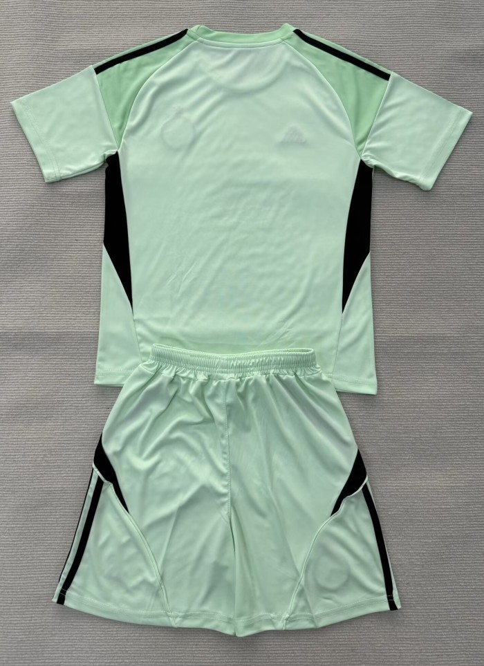 25-26 Celtic Green Goalkeeper Kids Soccer Jersey 1:1 Thai Quality
