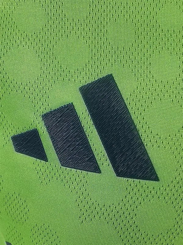 25-26 Fulham Away Player Version Soccer Jersey 1:1 Thai Quality