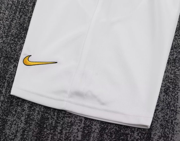 2004-2005 JUV Home Retro Kids Soccer Jersey