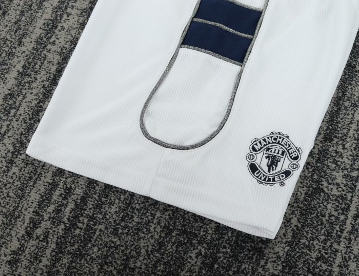 2000-2001 Man Utd Away Retro Kids Soccer Jersey