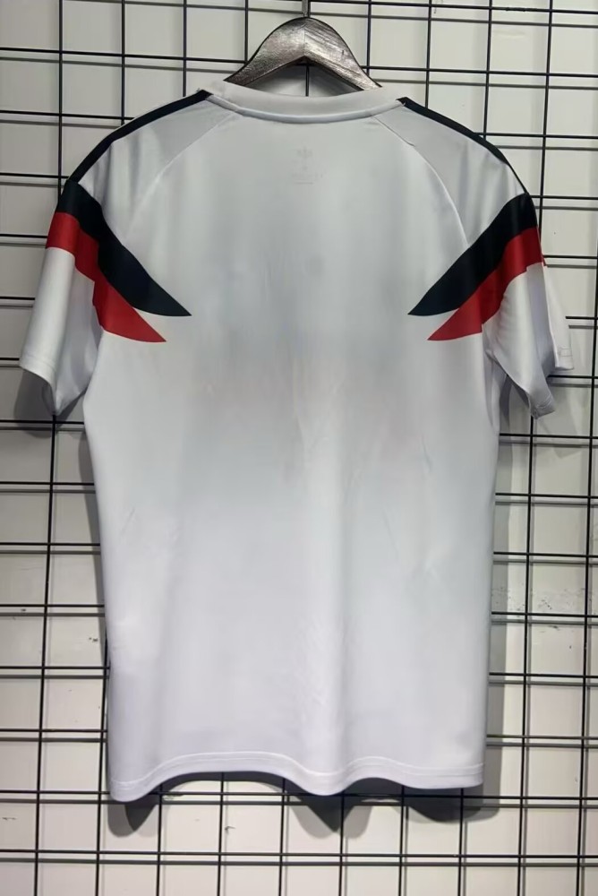25-26 Colo-Colo White Retro Version Fans Soccer Jersey