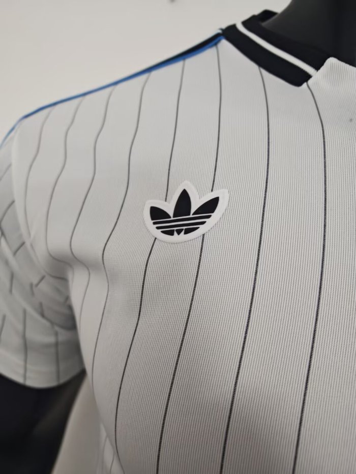 25-26 Newcastle White Special Edition Player Version Training shirts