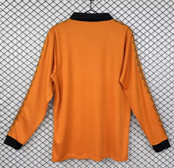 1980-1981 Wolves Home Long Sleeve Retro Soccer Jersey