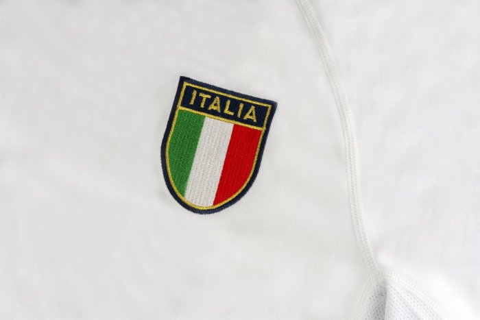 2002 Italy Away Retro Soccer Jersey