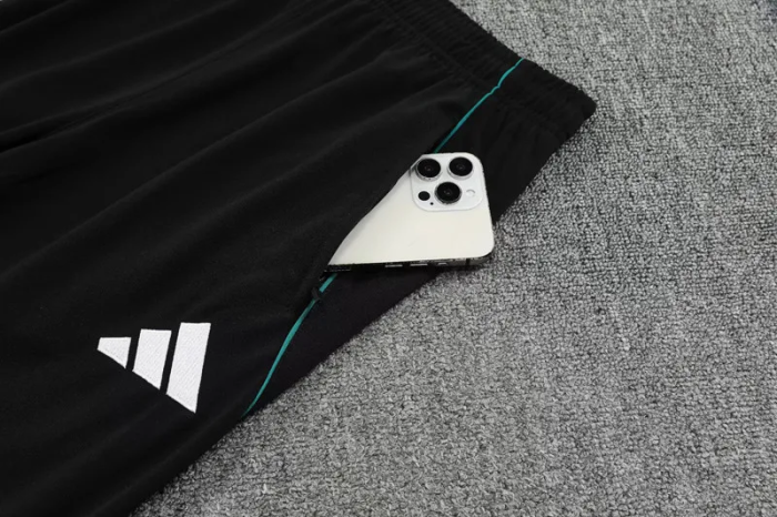 25-26 Liverpool High Quality Half Pull Tracksuit