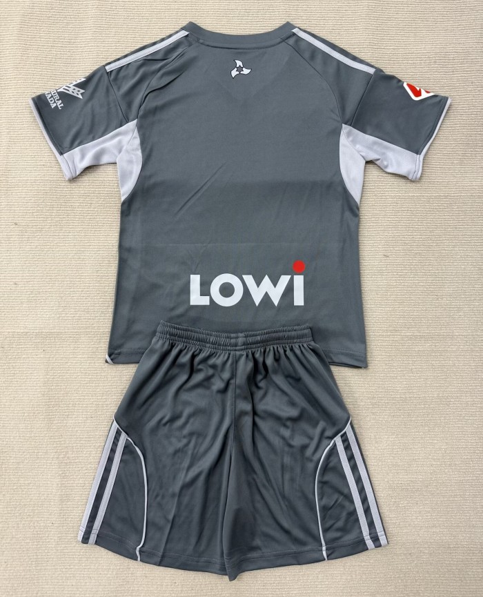 25-26 Granada Third Adult Suit