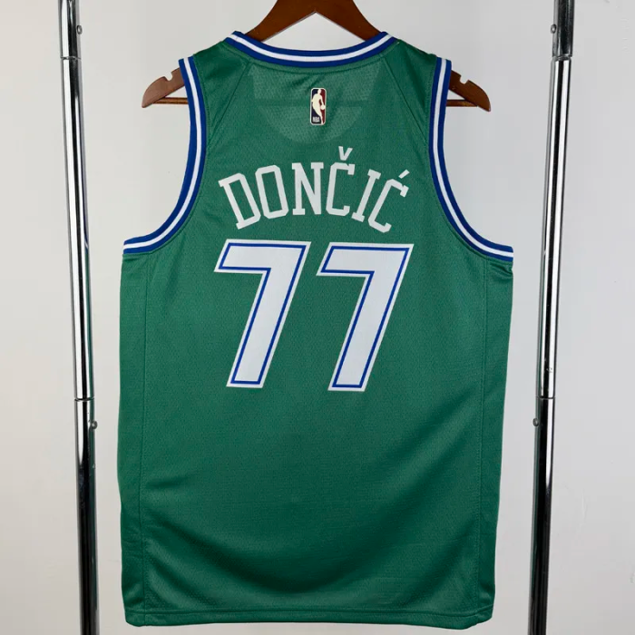 25-26 Dallas Mavericks DONCIC #77 Green Retro Top Quality Hot Pressing NBA Jersey