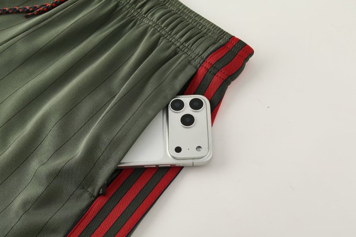 25-26 Bayern High Quality Training Short Suit