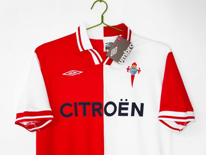 2001-2002 Celta Third Retro Soccer Jersey