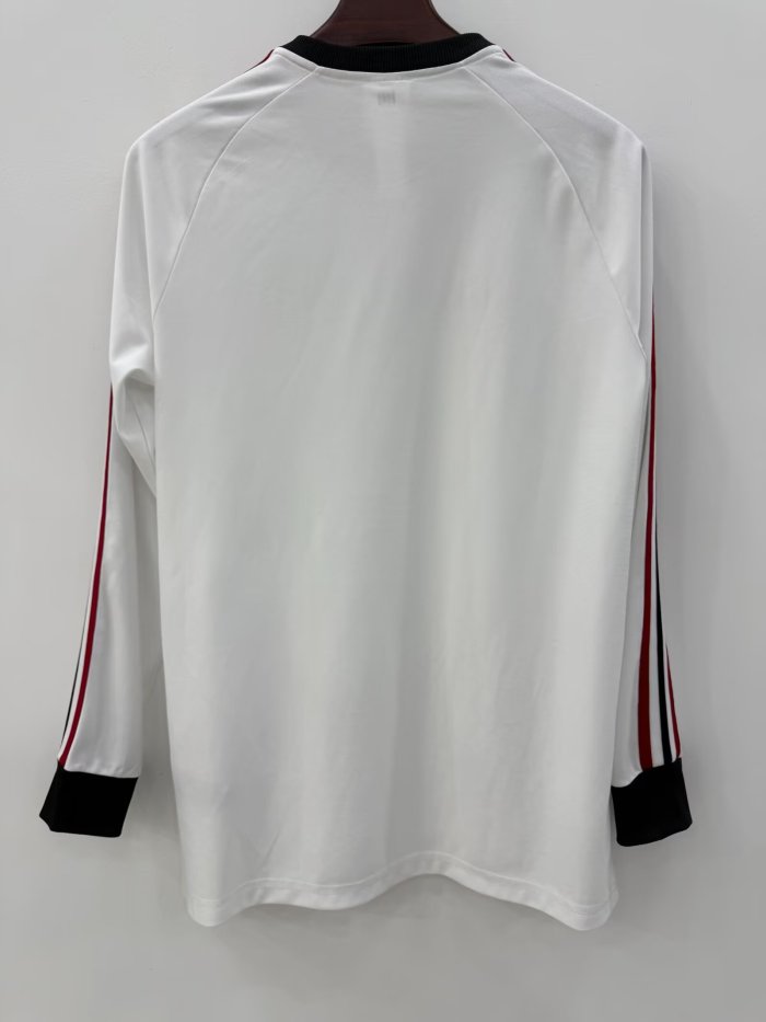 26-27 Man Utd White Long Sleeve Training shirts