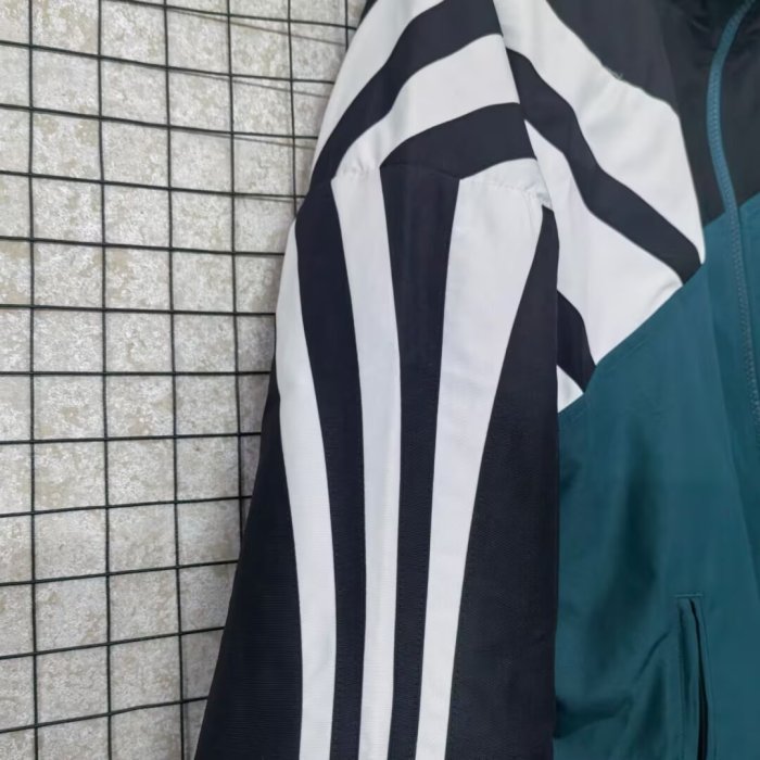 2026 LIV New Pattern Windbreaker