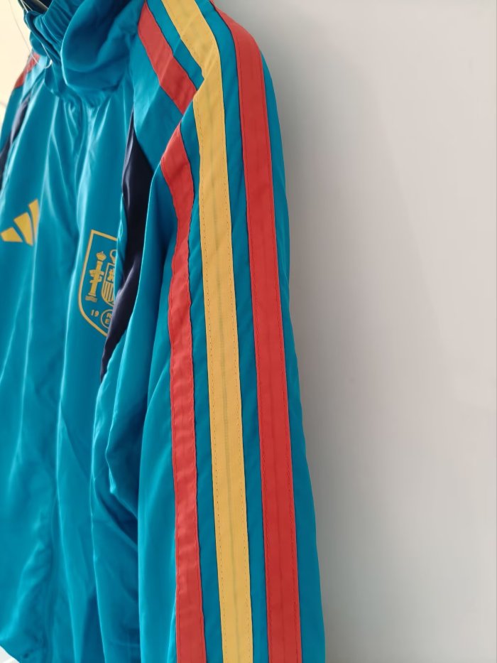 2026 Spain New Pattern Windbreaker