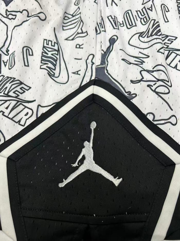 2026 High-Quality Embroidery Sporty Casual Pants - With pockets