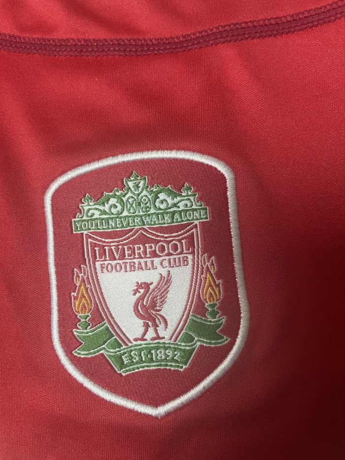 2002-2004 LIV Home Retro Soccer Jersey