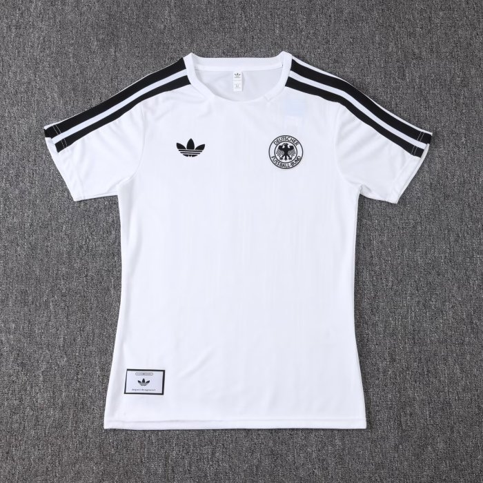 26-27 Germany White High Quality Player Version Training Short Suit (球员套装)