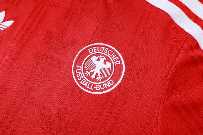 26-27 Germany Red High Quality Player Version Training Short Suit (球员套装)