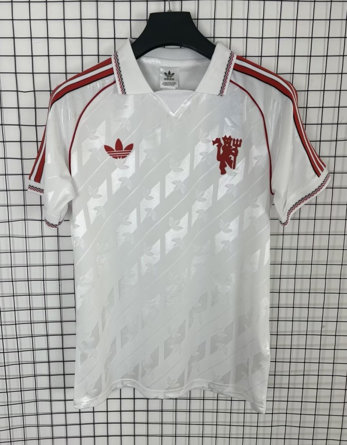 26-27 Man Utd White Special Edition Training shirts