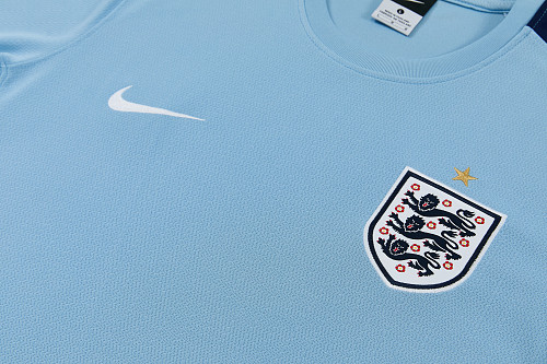 26-27 England High Quality Training Short Suit