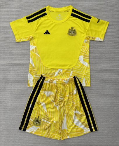 26-27 Newcastle Yellow GoalKeeper Adult Suit