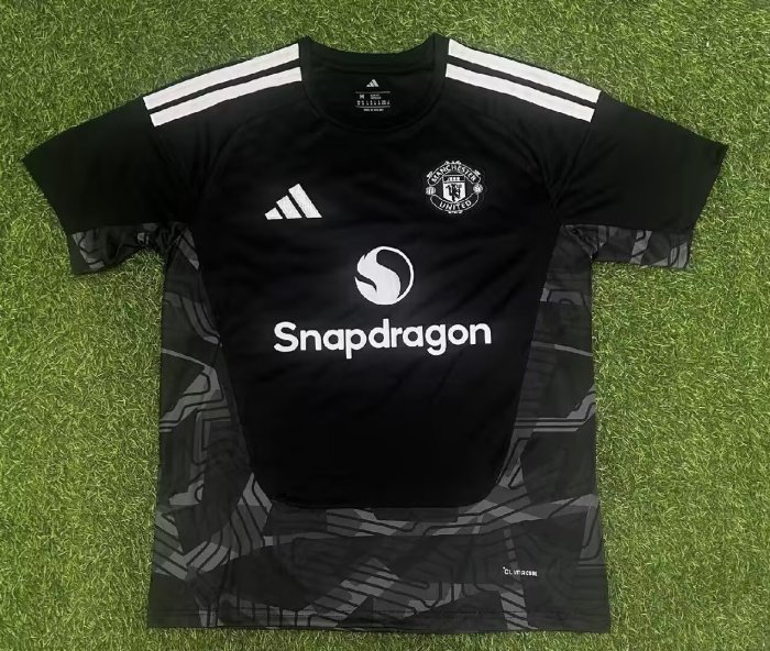 26-27 Man Utd Black Goalkeeper Fans Soccer Jersey