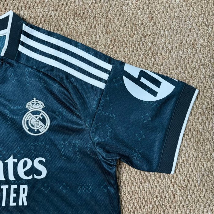 26-27 RMA Away Fans Soccer Jersey