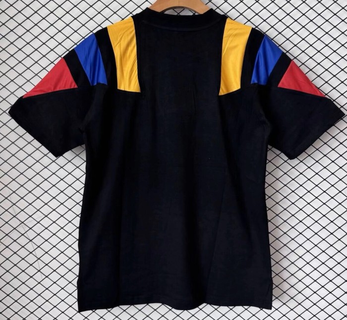 26-27 Colombia Black Cotton T-shirt
