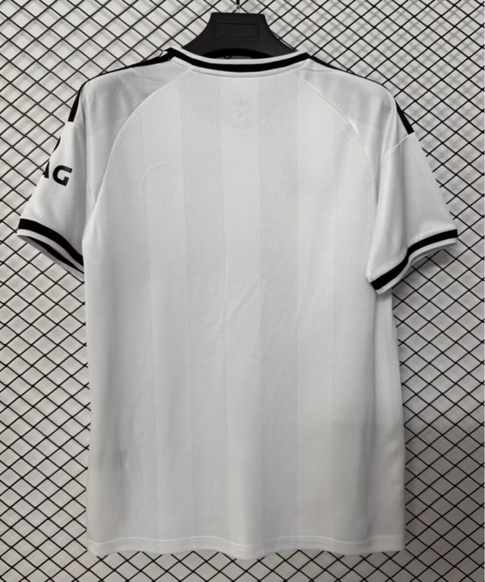 26-27 Frankfurt Away Fans Soccer Jersey
