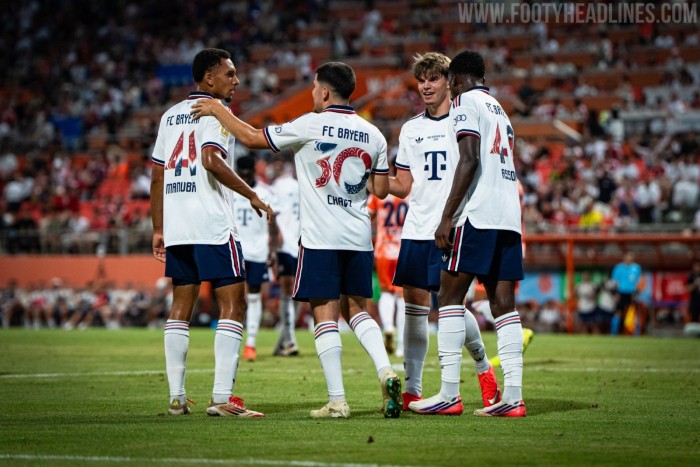 26-27 Bayern Away Print Special Edition Font Fans Soccer Jersey (印特别版字体)