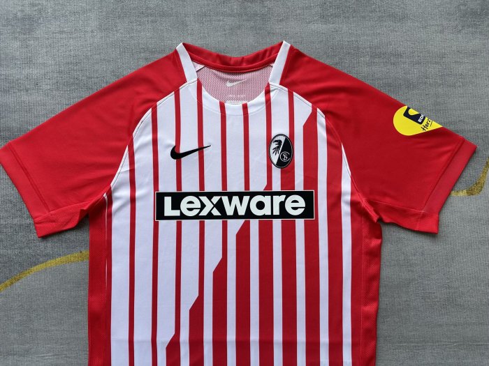 26-27 Freiburg Home Fans Soccer Jersey