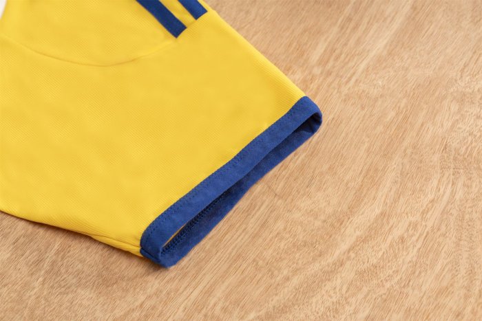 2002 Sweden Away Retro Soccer Jersey