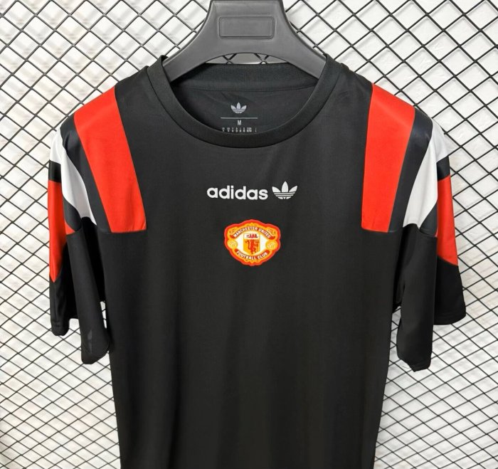 26-27 Man Utd Black Fans Training shirts