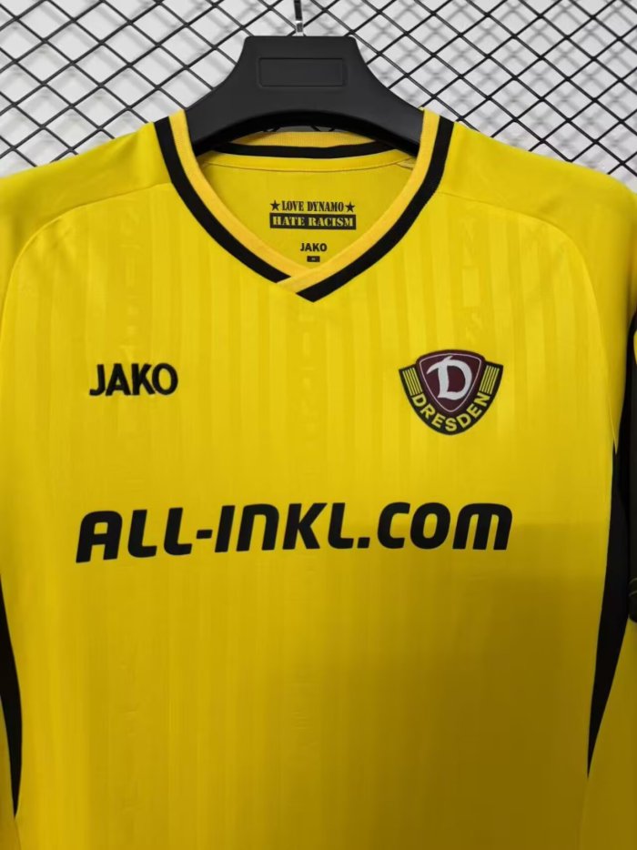 26-27 Dynamo Dresden Home Fans Soccer Jersey