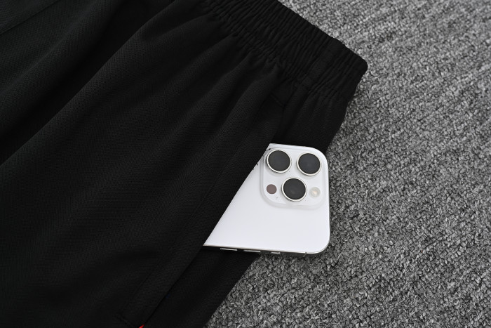 26-27 Man Utd High Quality Training Short Suit