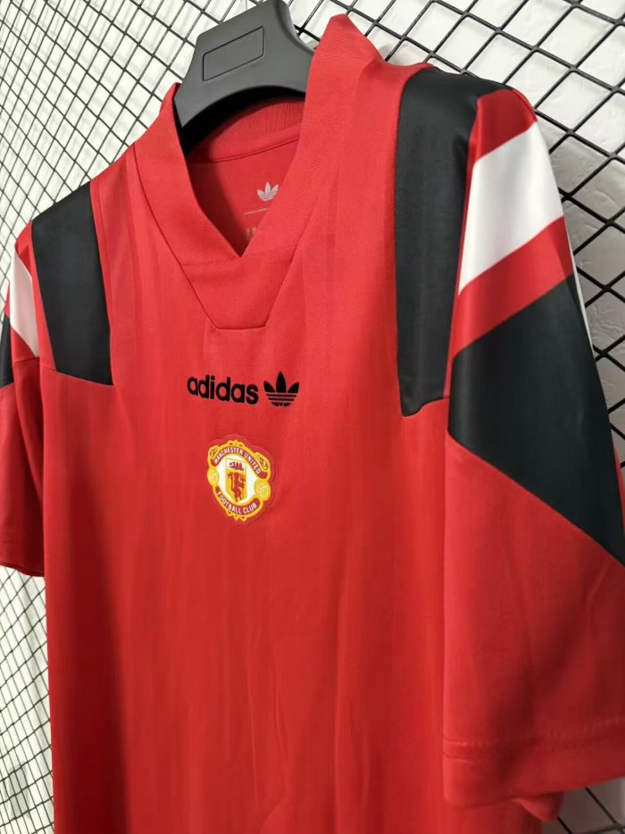 26-27 Man Utd Red Fans Training shirts