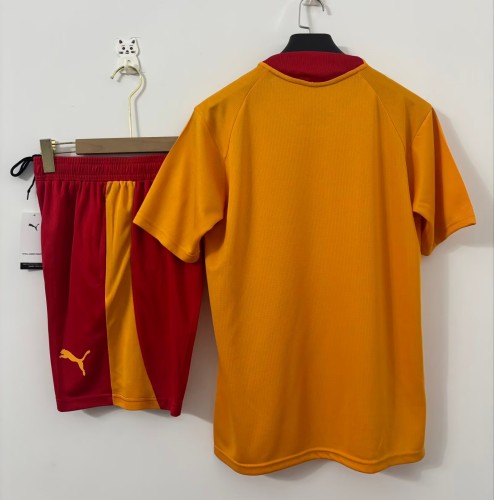 26-27 Galatasaray High Quality Tank Top And Shorts Suit