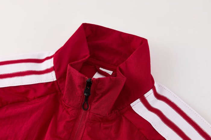 26-27 Bayern New Pattern Windbreaker